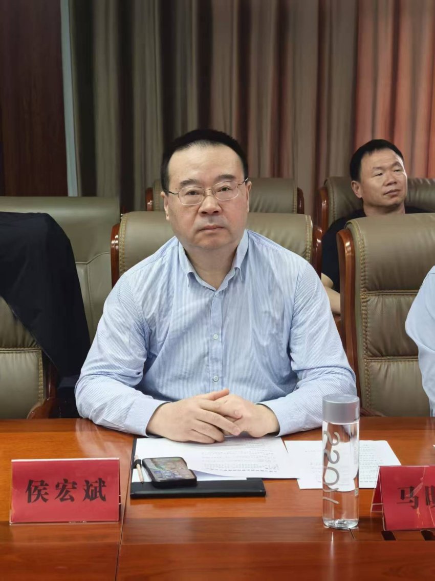 侯宏斌,软通动力信息技术(集团)股份有限公司高级副总裁兼西北大区总裁(1).jpg